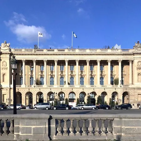 Apartment Luxury Family Getaway Near Place Vendome